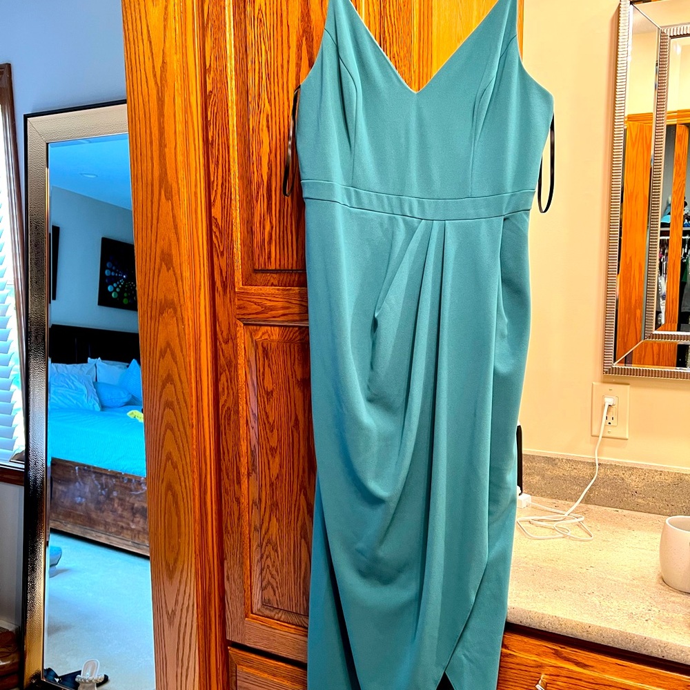 NWT womens cocktail gown. Aqua blue, high low tulip skirt